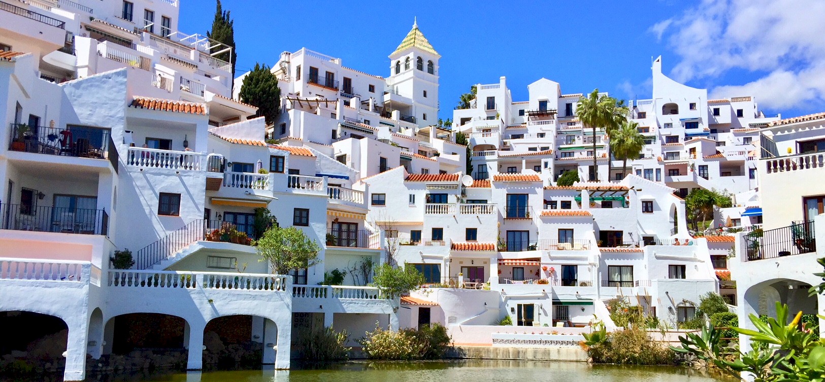 villas in nerja