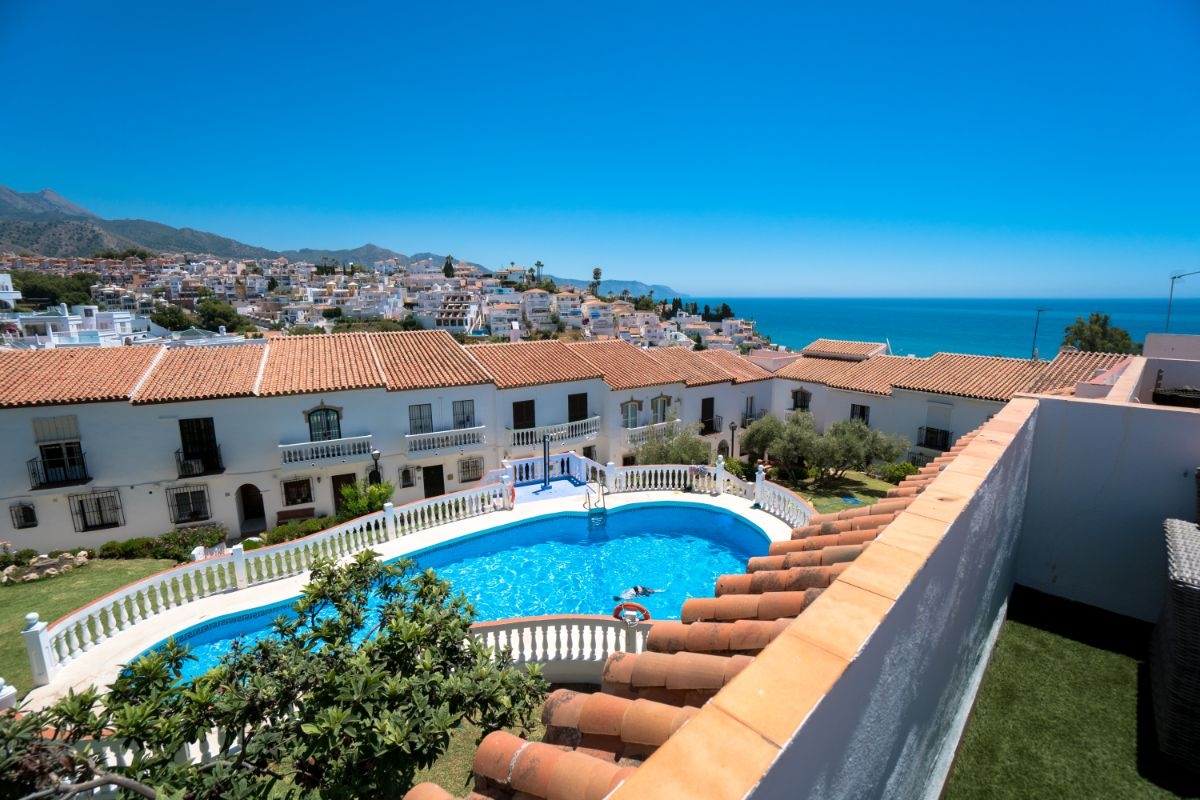 La Hacienda townhouses Nerja